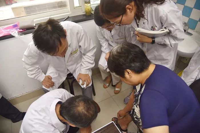 揭秘华医皮肤病专科医院，公立与民营的双重身份探讨