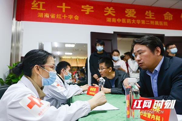 皮肤科的三大顶尖领域，创新、技术与个性化治疗