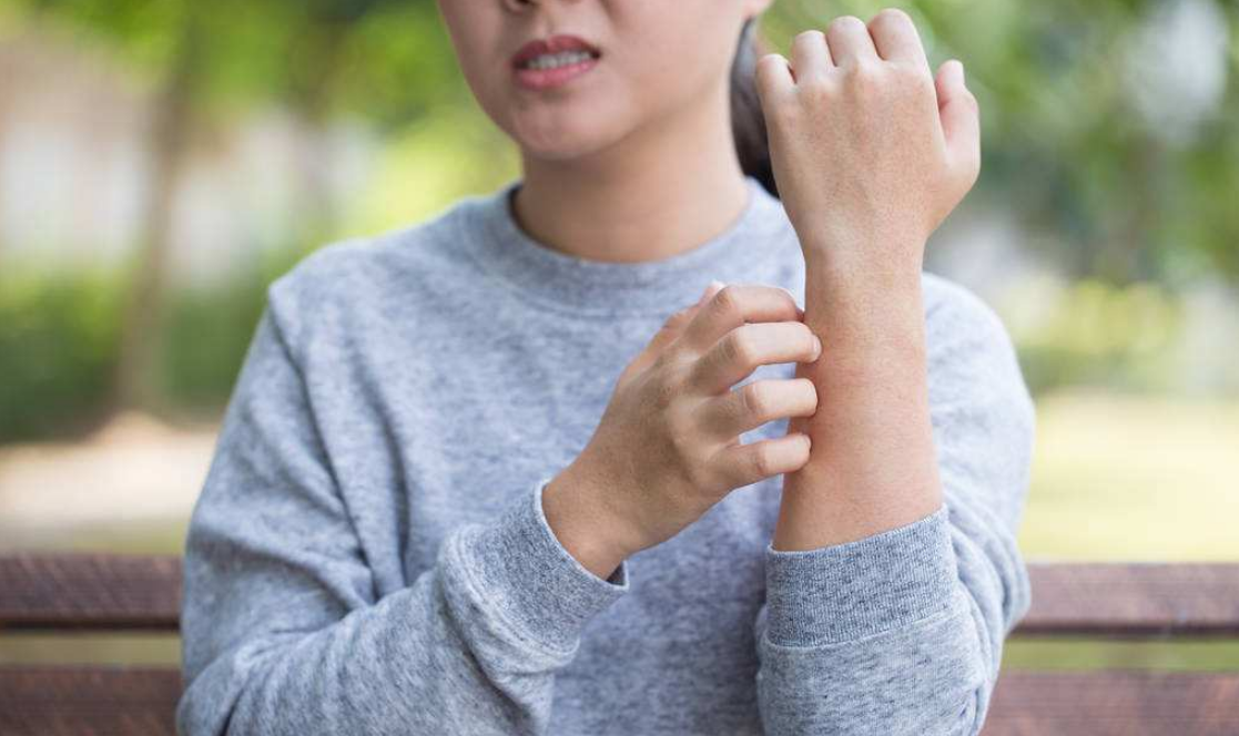 皮肤干燥瘙痒，原因、影响与应对策略
