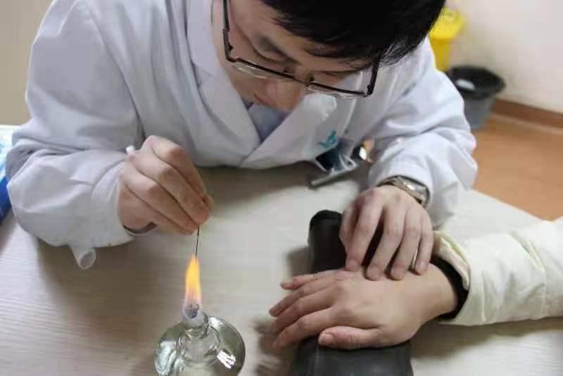 皮炎，一种常见的皮肤病及其治疗方法