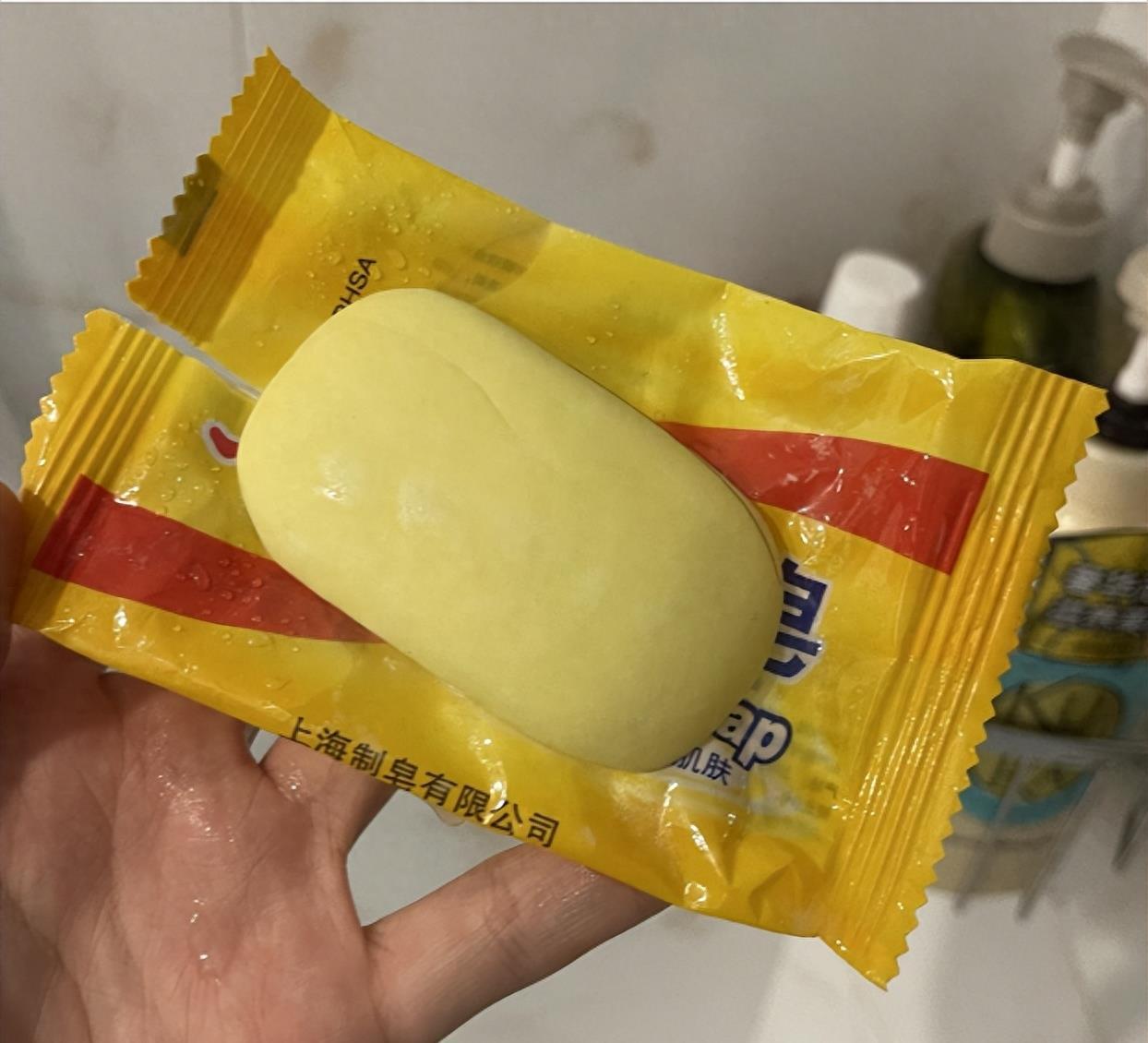 面部皮肤病100种对照图，解锁肌肤健康的秘密