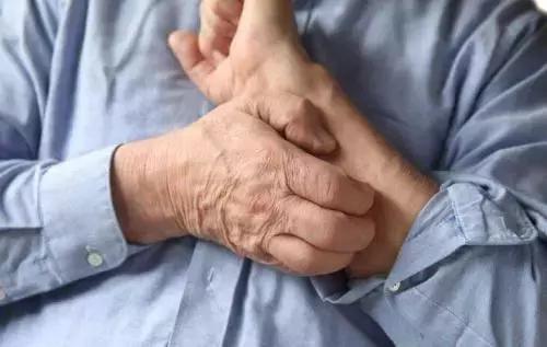 冬天皮肤痒，原因、症状与应对策略